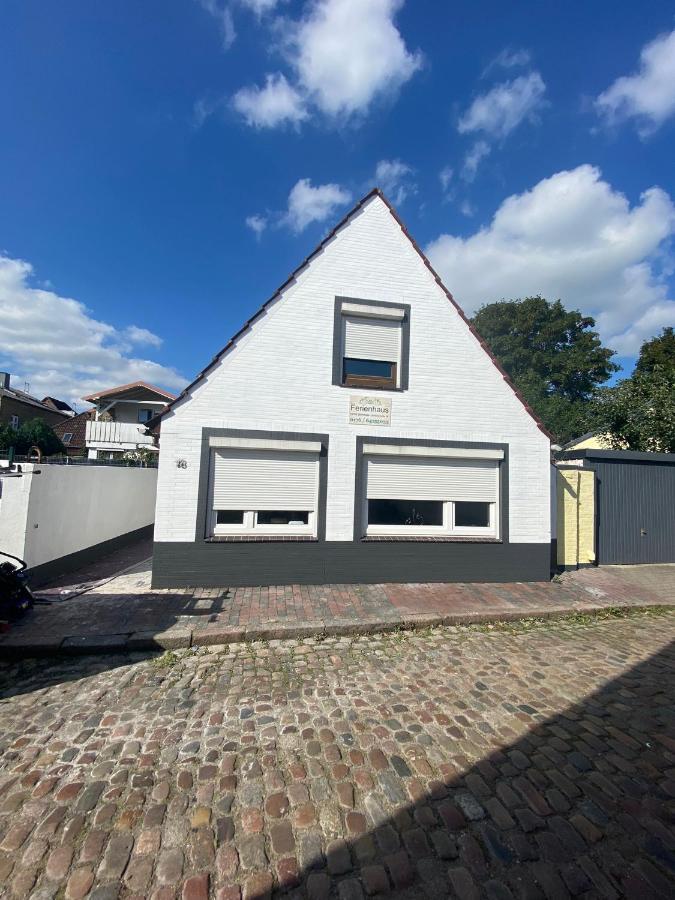 Ferienhaus Heide Zentrum エクステリア 写真